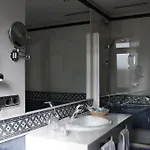 Amadeus Hotel 4*
