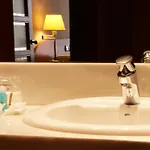 Amadeus Hotel