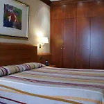 Amadeus Hotel 4*