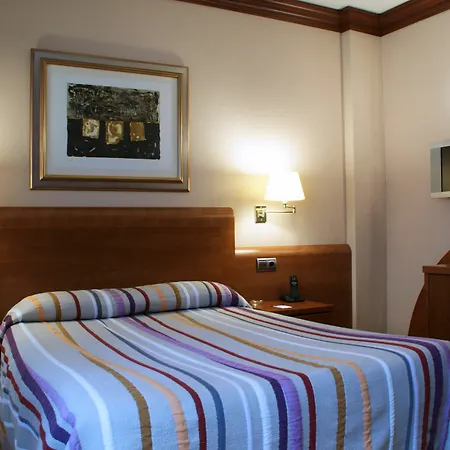 Amadeus מלון וייאדוליד